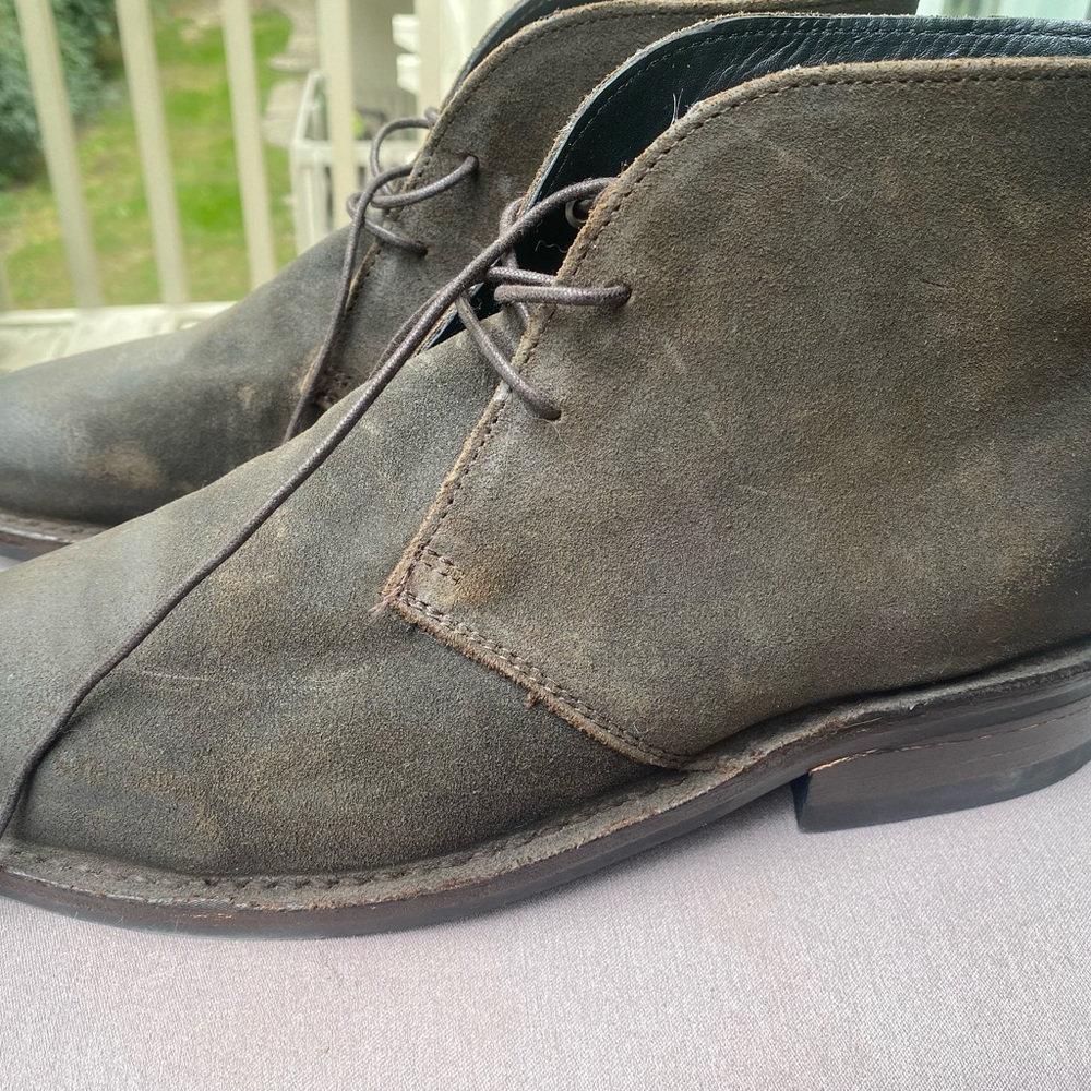 Thursday Boot Company Dark Olive Suede Chukka Boots 8.5US Excellent Condition